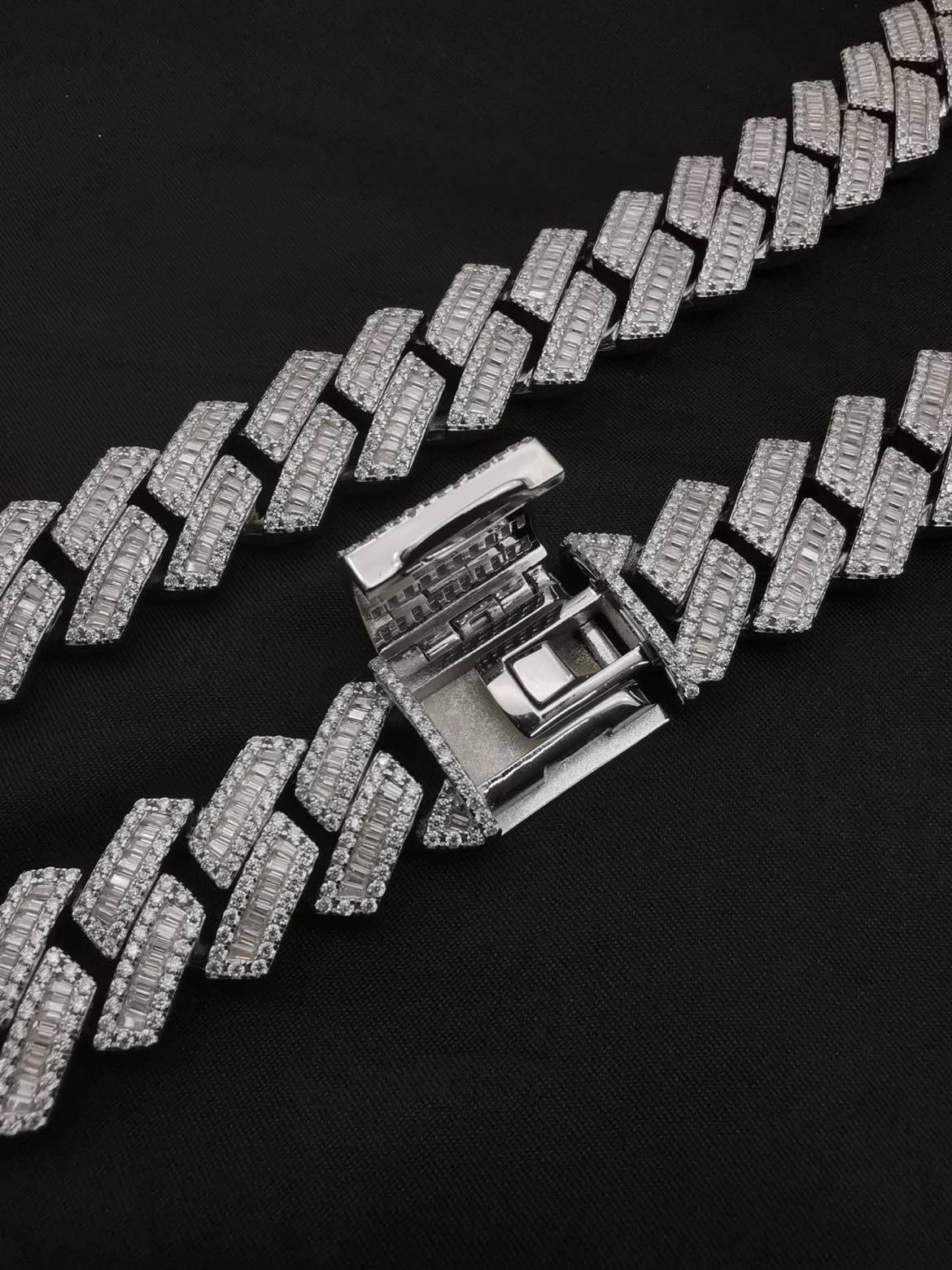 Moissanite Baguette Cuban Link Chain - 925 Silver