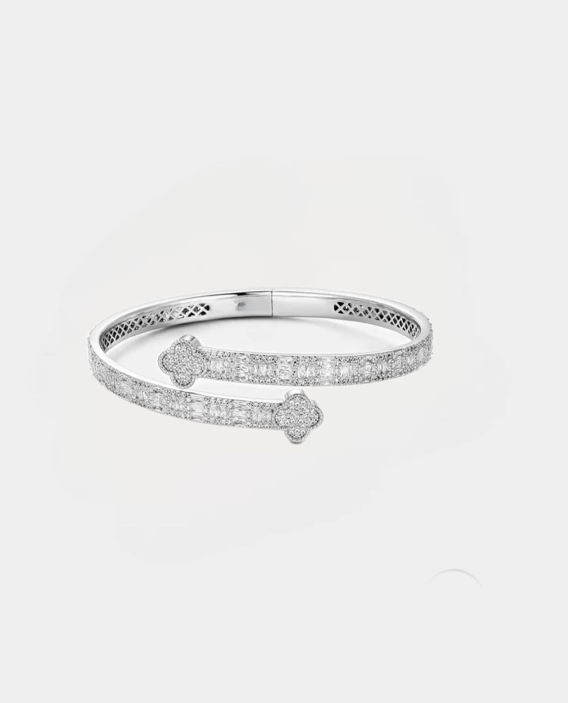 Moissanite Clover Bangle Bracelet - 925 Silver